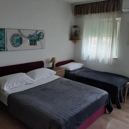 Pericic Apartment