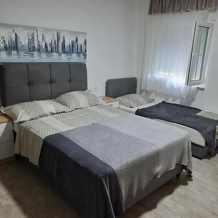 Pericic Apartment